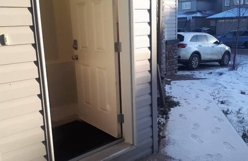 Timberlea Apartment | Private Basement Suite Fully Furnished