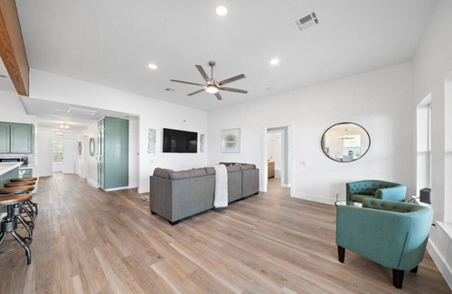 San Leon House | Private Bayfront Home w/Pool, Pier, Firepit