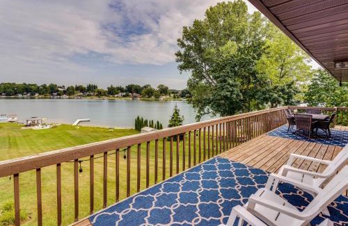 Lowell House | Private Beach, 3,000 Sq Ft: Murray Lake Retreat!