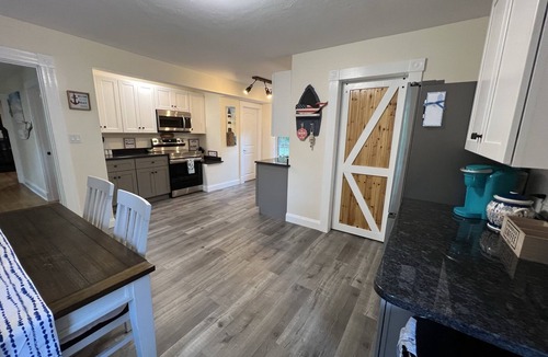 Sutton Apartment | Private Beach + Bonfires at This 126 Year Old Lake House + Great fishing!