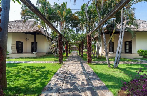 Dencarik Villa | Private Beach front Villa 12p: Accomplish your body and soul!