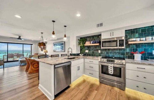 Miramar Beach House | Private Beach-Gulf Front-King Suites-Chair Service