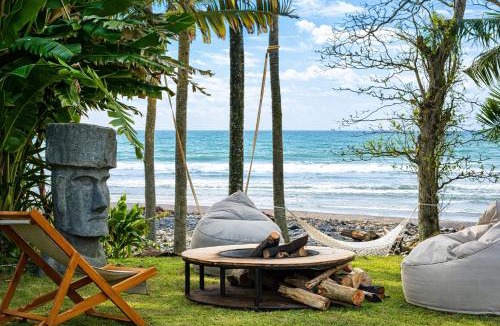 Cemagi Villa | Private beach Oceanfront 3bd Villa