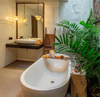 Cemagi Villa | Private beach Oceanfront 3bd Villa