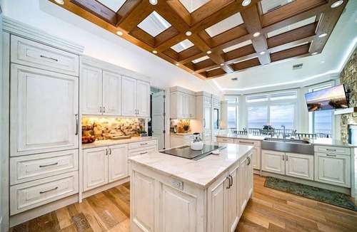 Port Royal House | Private Beach Oceanfront Mansion Luxurious Naples Spacious 5 bedroom Palms Ritz