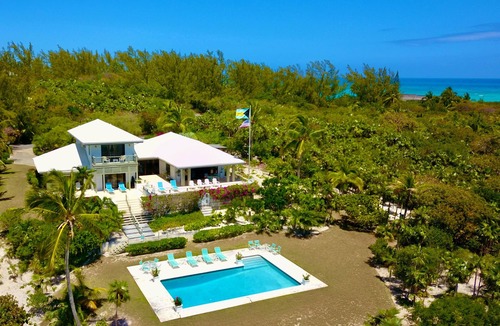 Savannah Sound House | Private Beachfront Estate Home w/Pool on Gated Windermere Club Membership