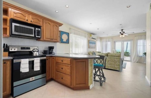 Nassau Apartment | Private Beachfront Getaway – Pure Relaxation