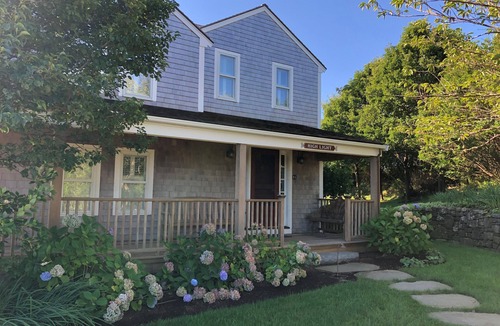 Tom Nevers House | Private Beachfront Home (Comfy, Cozy Nantucket Cottage)