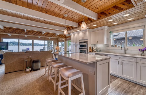 Victor House | Private Beachfront Home w/Hot Tub - Walk to Restaurants, Coffee and More!