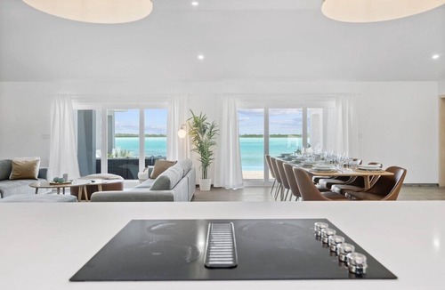 Hartswell Villa | Private Beachfront Luxury Villas with Dock & Heated Pools – Perfect for 10 Guests