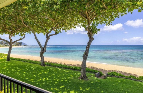 Waialee Apartment | Private Beachfront Retreat in Haleiwa