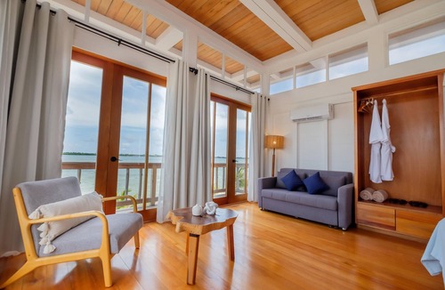 San Pedro Hotel | Private Beachfront Villa with Pool & Free Shuttle for Snorkeling Enthusiasts!