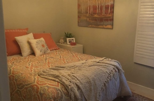 Largo House | Private Bedroom and Bathroom in a Beautiful Pool house.