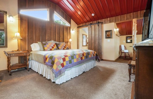 Cape Fair House | Private Big Beautiful Farmstead in Branson Country, All Wheelchair Accessible