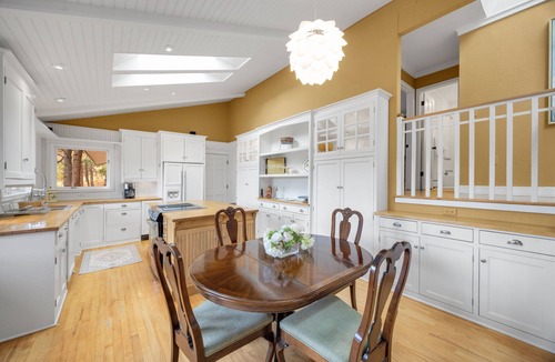 Boulder House | Private Boulder Retreat, Serene & 10 Min to Pearl and CU