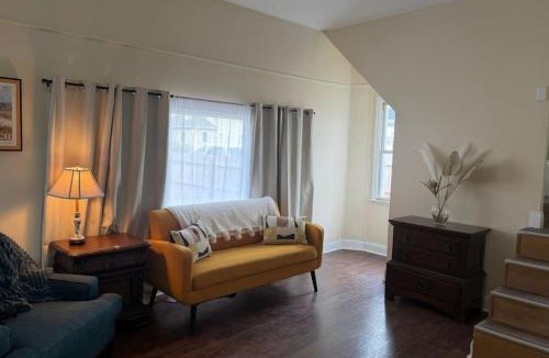 Middlesboro House | Private bungalow close to LMU, ARH, Cumberland Gap