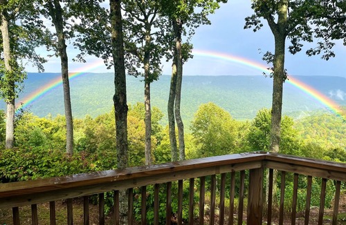 Beersheba Springs Cabin | Private Cabin Overlooking Savage Gulf State Park