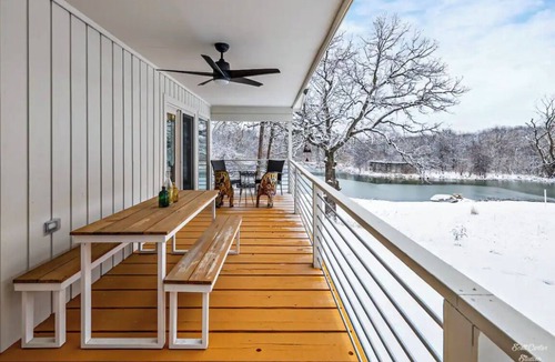 Solon Mills House | Private Cabin with Scenic Nature Views in Richmond