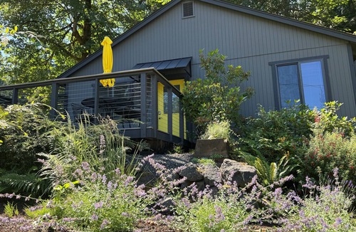 Rollingbay House | Private Casita with Water and Sunset View