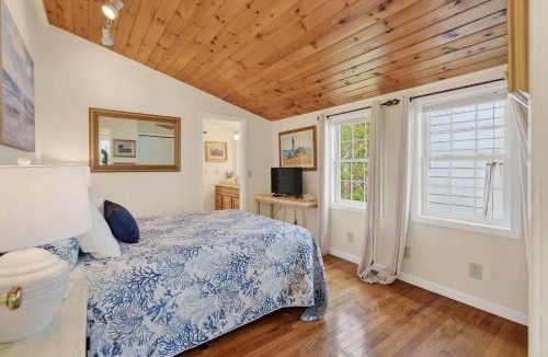 Ocean Park Apartment | Private Coastal House in the Heart of Ocean Park