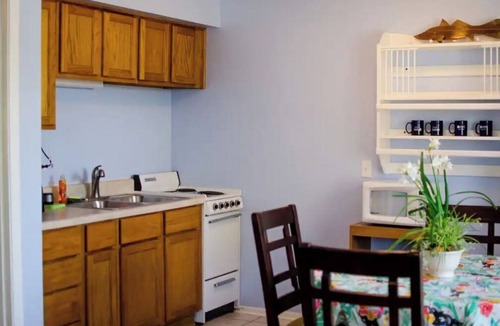 Cocoa Beach Apartment | Private Cocoa Beach Bungalow, near ocean
