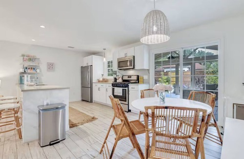 St. Simons Island House | Private Cottage Oasis | Pretty Porch, Splash Pool