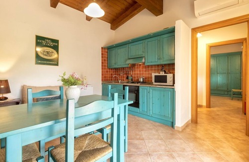 Santa Maria La Palma Cottage | Private cottage at ground floor, in an exclusive and secluded location, 35 square meters, ideal for 2 guests.It comprises a cozy living room with a fully equipped kitchenette, a double bedroom and a bathroom with shower.A splendid terrace with a view is
