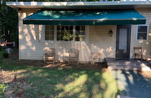 Long Island Apartment | Private Cottage