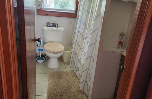 Old Lyme Cottage | Private cottage with WiFi in charming Old Lyme Shores Beach Association
