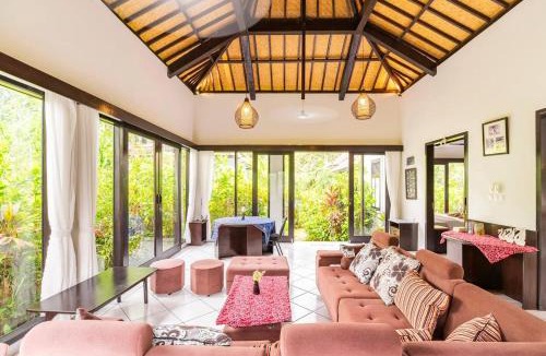 Lodtunduh House | Private Courtyard Villa - Ambary Ubud
