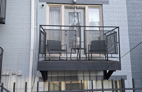 Eckington Condo | Private/Cozy 2-bedroom, 2-bath condo excellent location in heart of NE D.C.