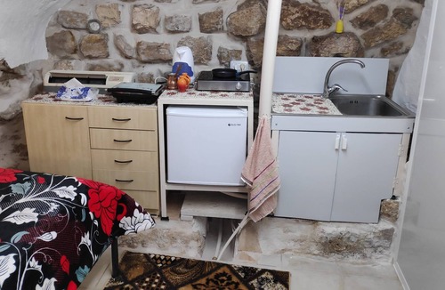 Bethlehem Apartment | Private Cozy Studio in the heart of Bethlehem Old City