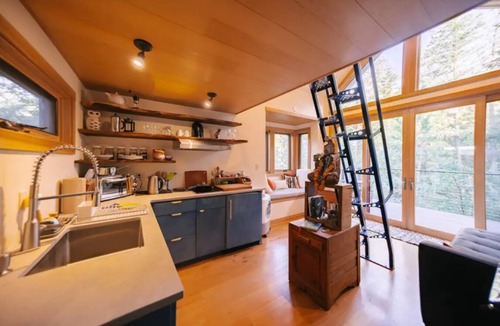 Jacksonville Cabin | Private Cozy Tree Top Studio