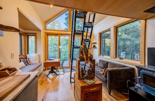 Jacksonville Cabin | Private Cozy Tree Top Studio
