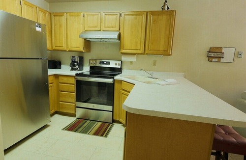 Wolf Creek Condo | private deck beautiful mtn views & washer/dryer