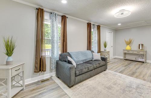 Sanford House | Private Deck & Yard: Home 3 Mi to Dtwn Sanford!