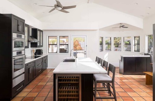 Paradise Heights House | Private Desert Compound w/pickle-ball, heated
