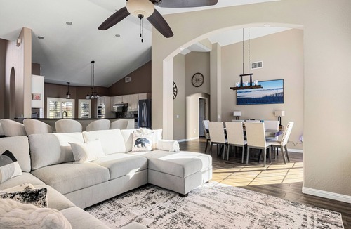 Desert Hills House | Private Desert Retreat w/Heated Pool + Spa Mountain Views