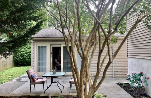 Point Pleasant House | Private detached 1bedroom guest house.