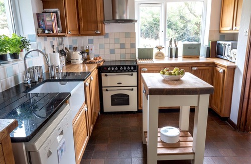 Littlebredy House | Private detached cottage to rent on Chesil Beach