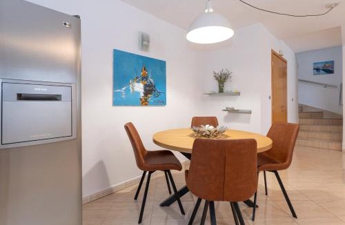 Palit Villa | Private Detached House-2 Bedroom&3 Bathroom with Relaxing Garden Terrace-Grubelic House