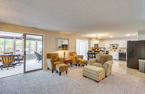Camdenton House | Private Dock & Deck: Waterfront Camdenton Home!
