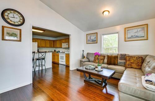 Southmont House | Private Dock! High Rock Lake Getaway in Lexington