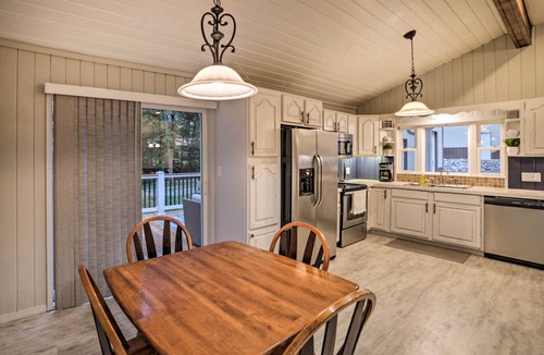 Benton House | Private Dock & Lake Access: Benton Family Home