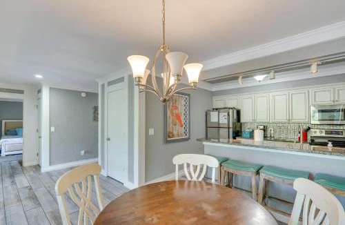 Osage Beach House | Private Dock & Resort Access: Margaritaville Cabin
