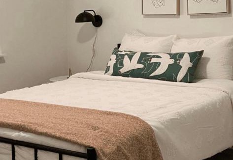 Al Wahdah Hotel | Private double Delight Couple Room