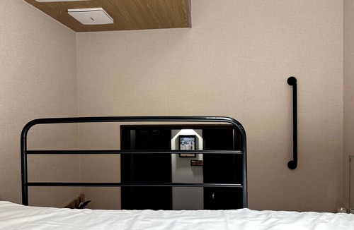 Jwadongsunhwan-ro Hostel | Private Double (Executive)