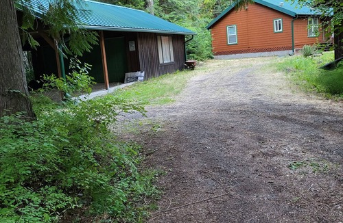 McKenzie Bridge Cabin | Private enchanting cabin on the river
