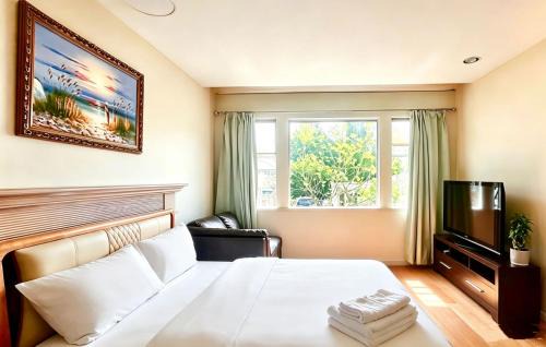 Kerrisdale House | Private Ensuite Room Near YVR Airport Vancouver West