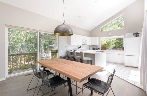 Northwest Harbor House | Private Escape In East Hampton